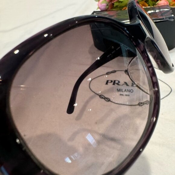 Authentic Prada sunglasses with case main image 11